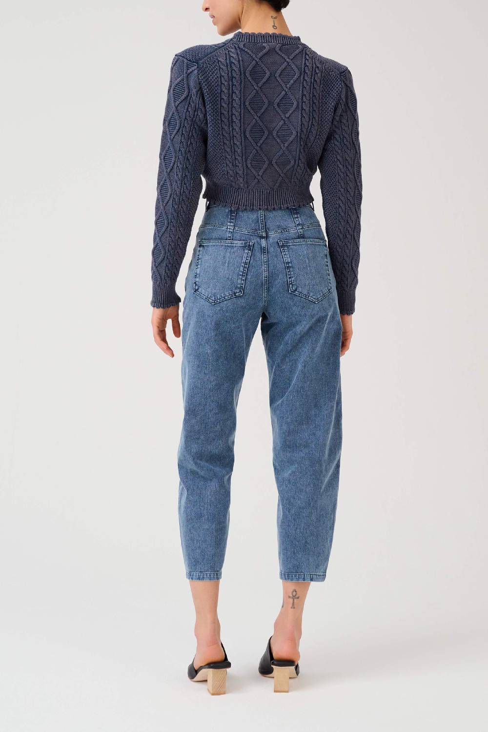 Item M6 Relaxed Denim High Rise Pants Neueste Mode