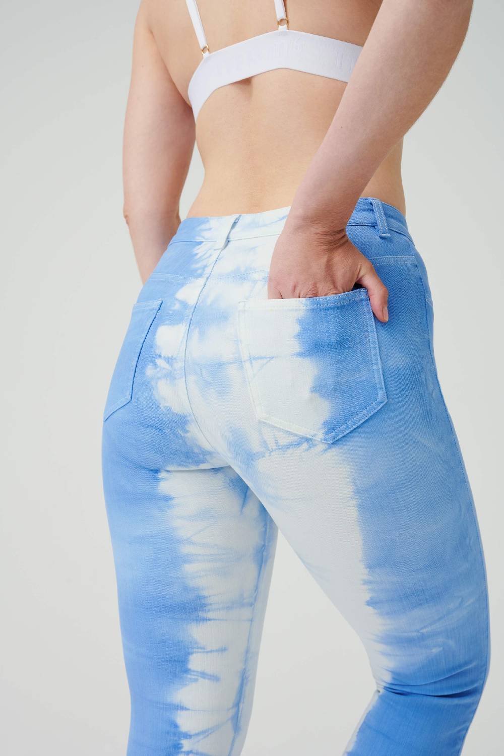 Item M6 Cropped High Rise Pants Begrenzte Freigabe