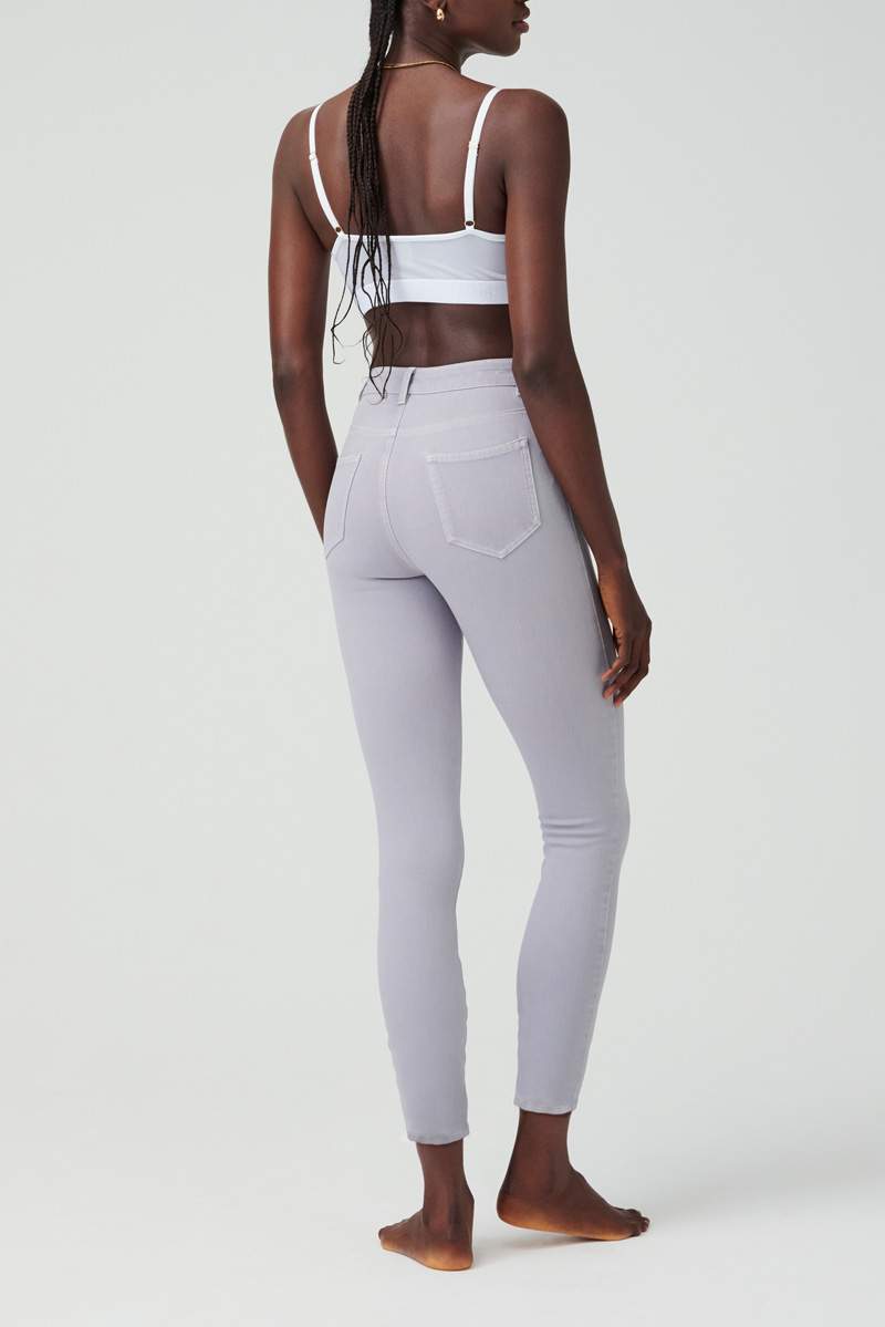 Item M6 Denim High Rise Pants Letzte 3 Tage