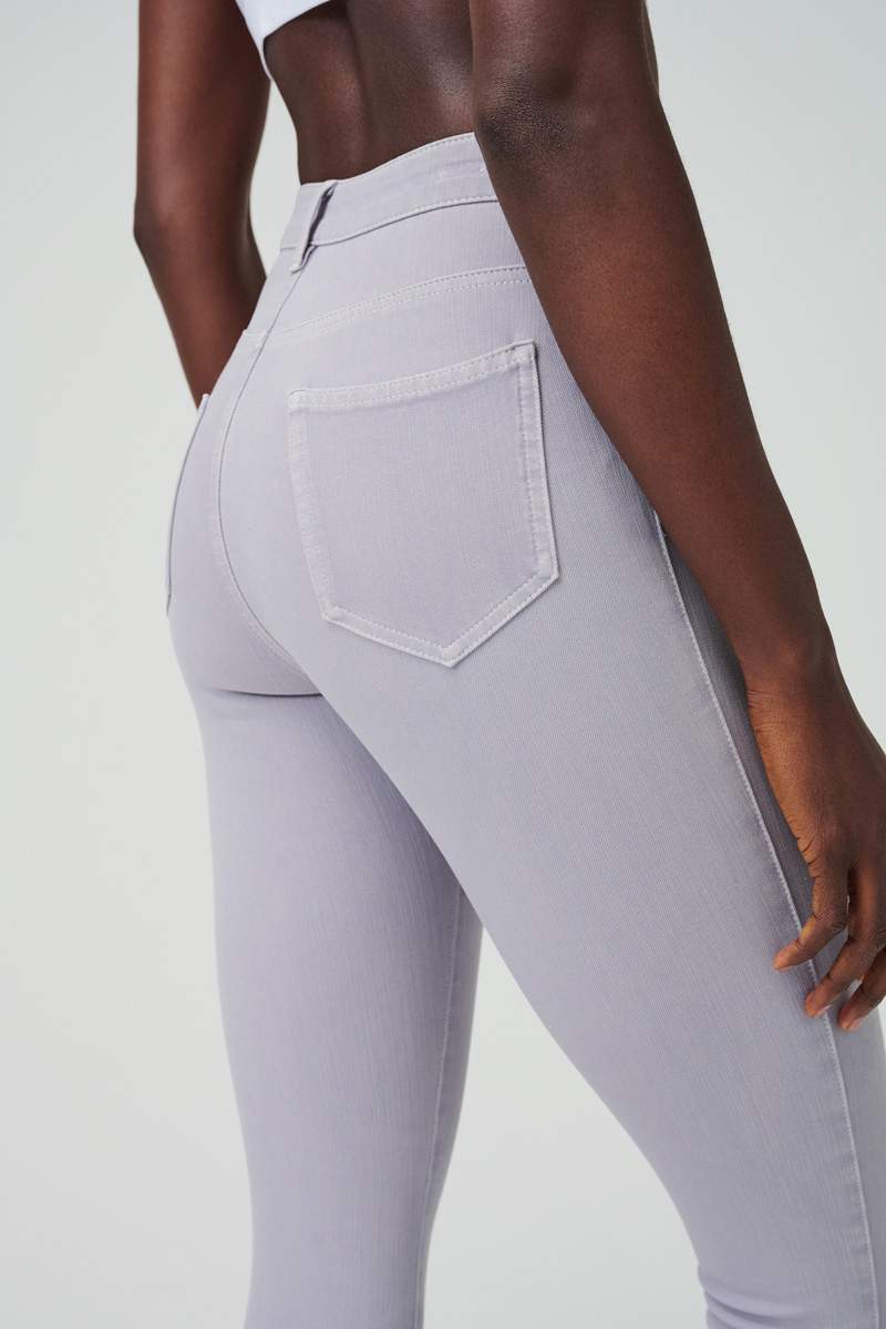 Item M6 Denim High Rise Pants Letzte 3 Tage