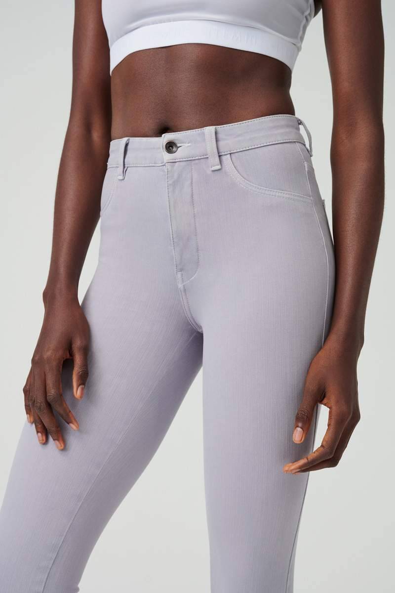 Item M6 Denim High Rise Pants Letzte 3 Tage