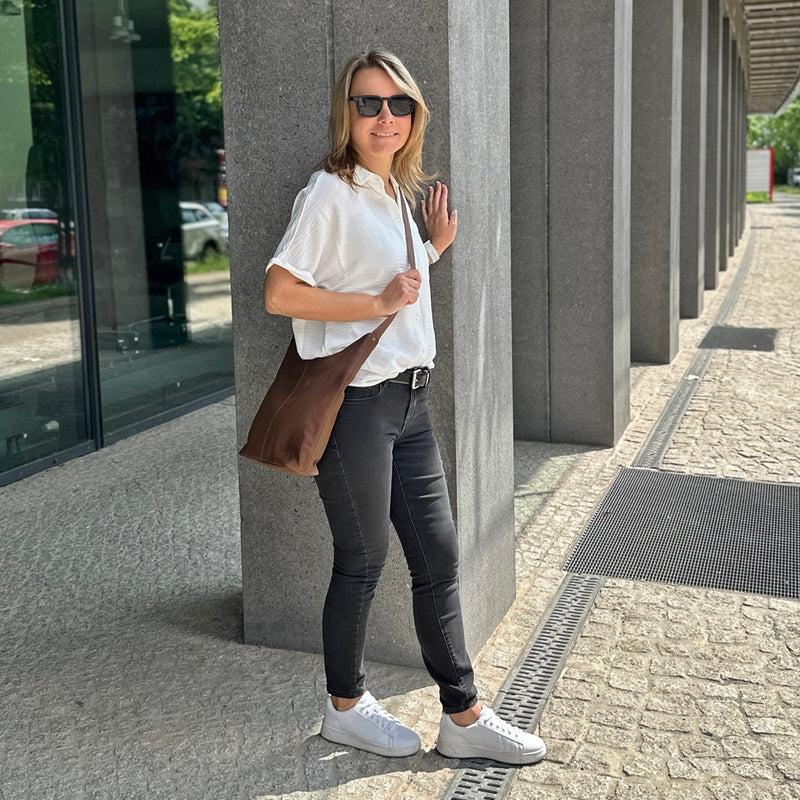 Leconi mittlere Umhängetasche Schultertasche Beuteltasche Damentasche Leder rehbraun LE0072 Super Rabatt