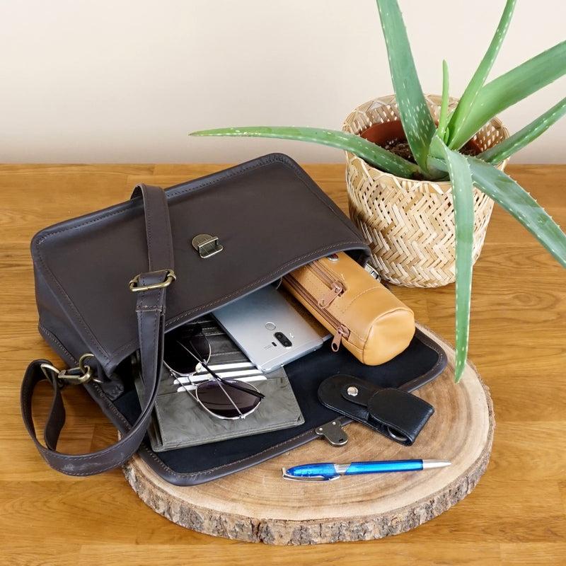 Leconi kleine Damentasche Umhängetasche Leder dunkelbraun LE3044 Rabatt