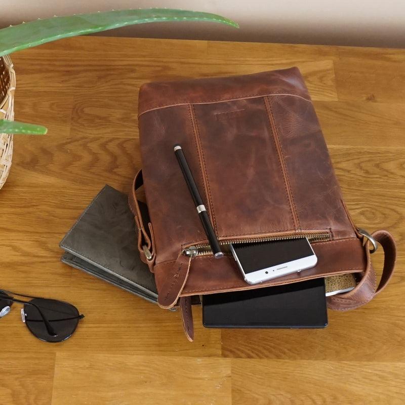 Leconi kleine Umhängetasche Schultertasche Freizeittasche Leder braun LE3086 Bis zu 65% Rabatt