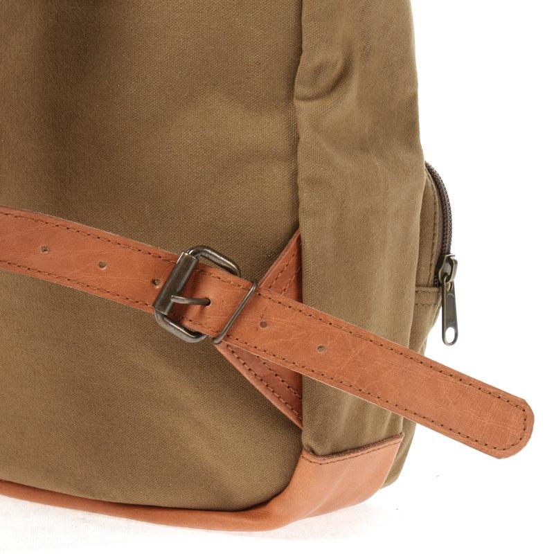 Leconi B-Ware Canvasrucksack kleiner Freizeitrucksack Damen Herren Canvas oliv LE1028 Kostenloser Versand international