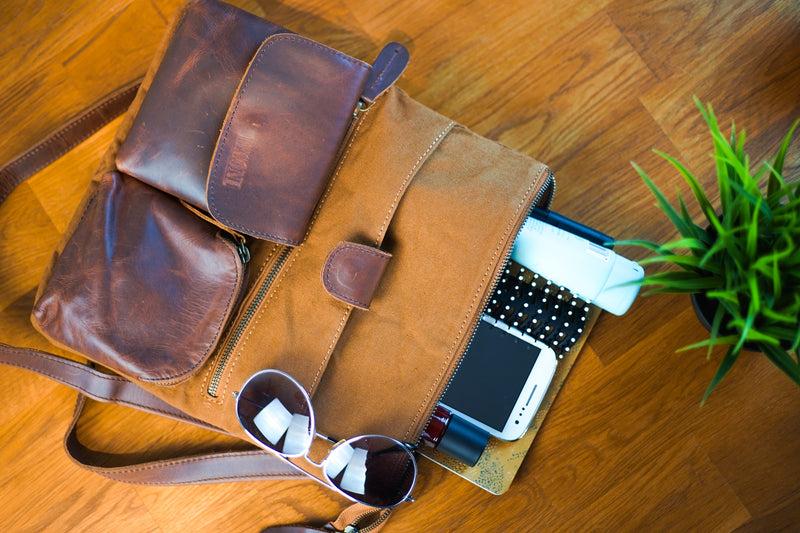 Leconi Umhängetasche Schultertasche Damen Herren Used Look Leder Canvas cognac LE3011 Rabatt