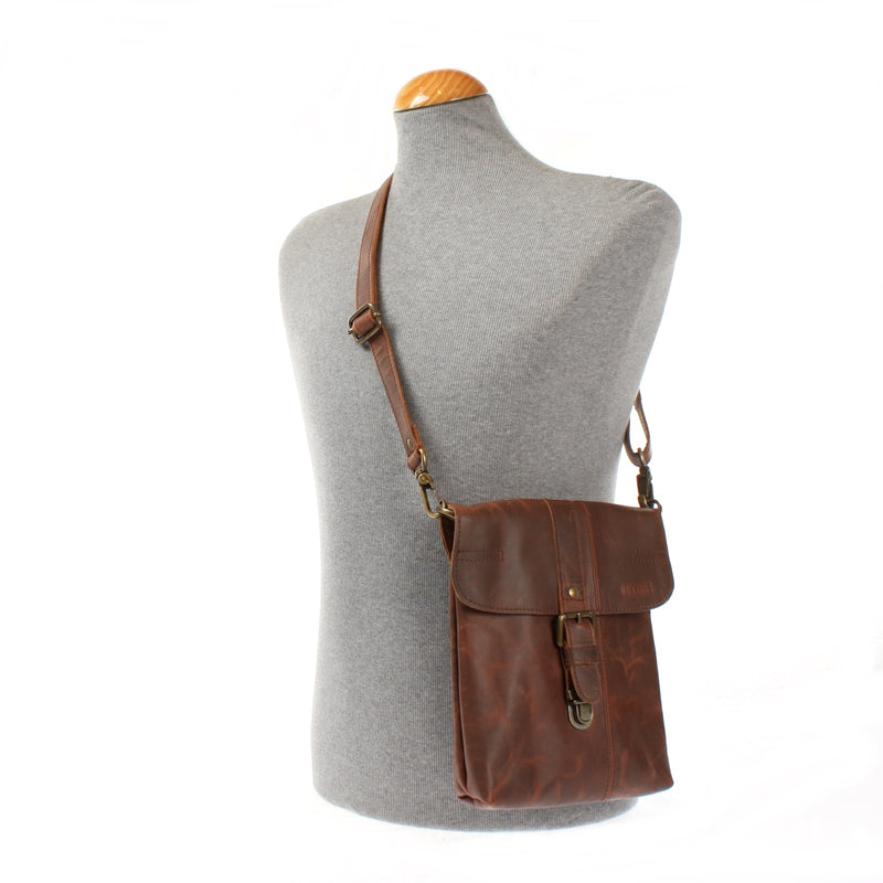 Leconi kleine Umhängetasche Damentasche Herrentasche Ledertasche braun LE3033 Nur für heute