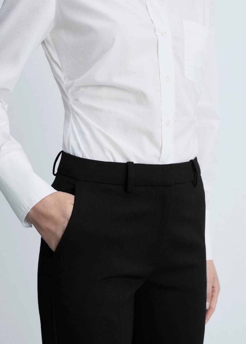Mango Ausgestellte Hose mit Taschen Black Friday Preise