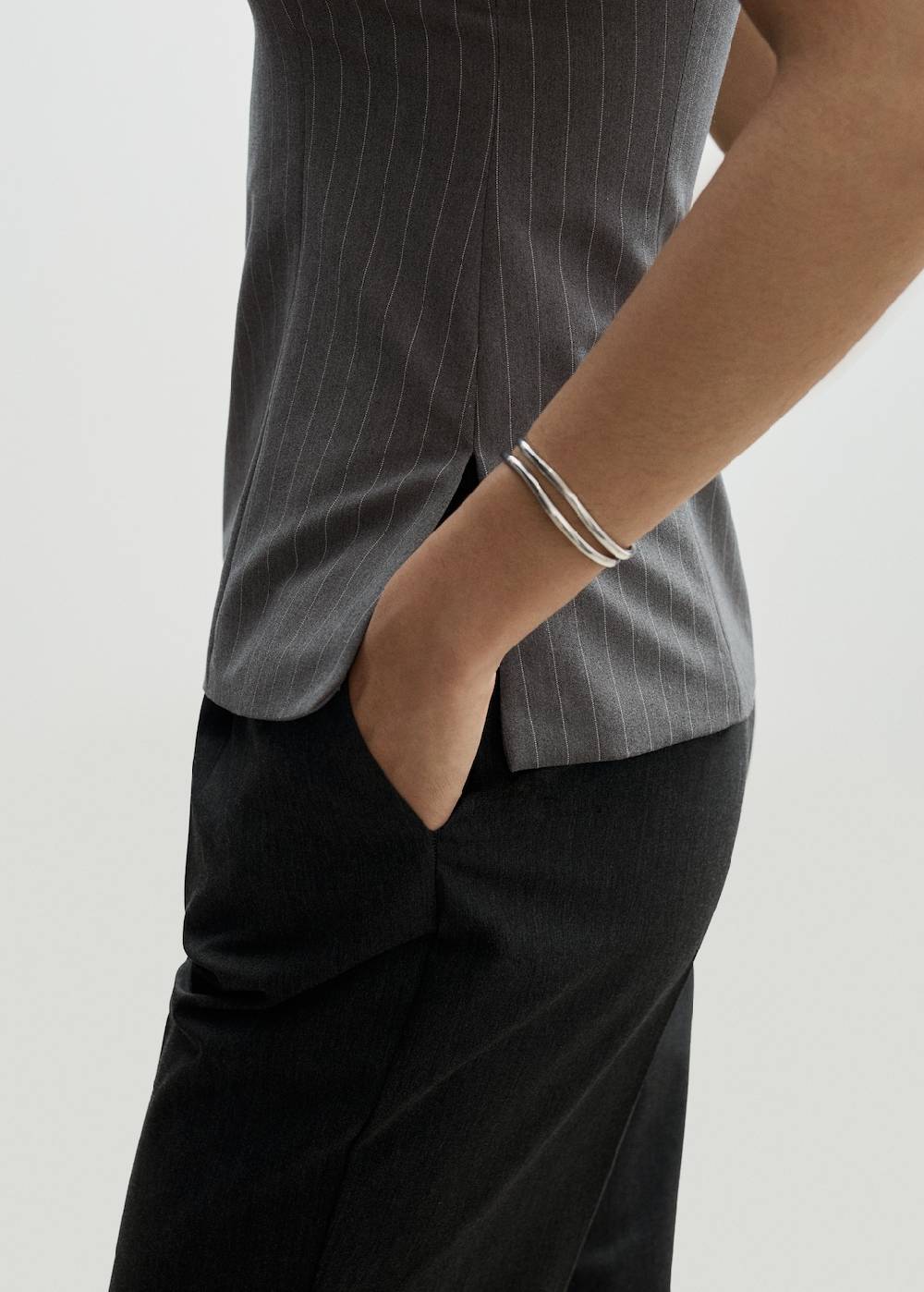 Mango Gerade Bundfaltenhose Rabatt