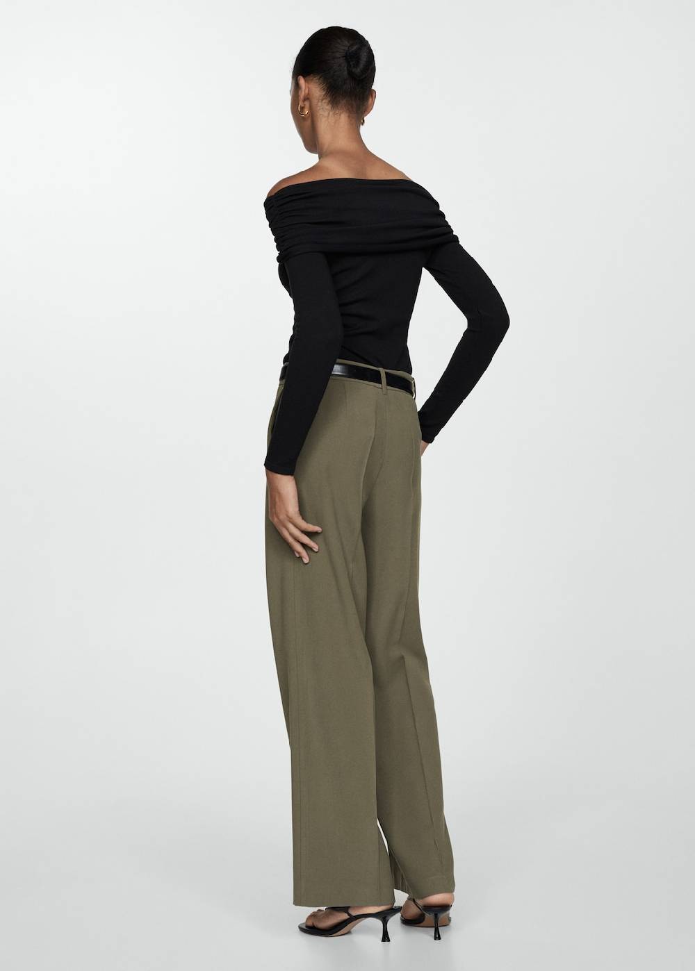 Mango Wideleg-Bundfaltenhose Heißer Verkauf