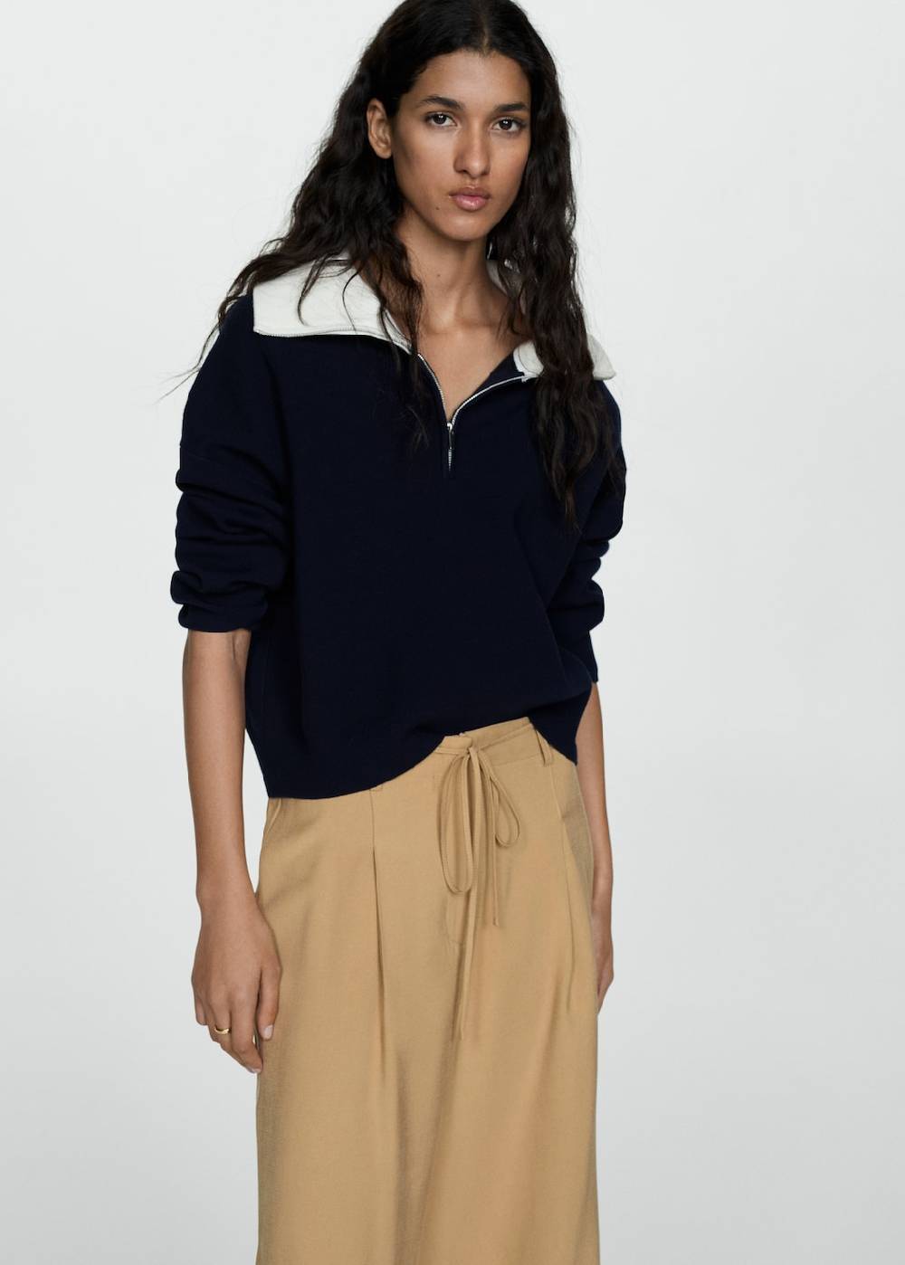 Mango Wideleg-Hose mit Stretchbund Vierteljährliche Förderung