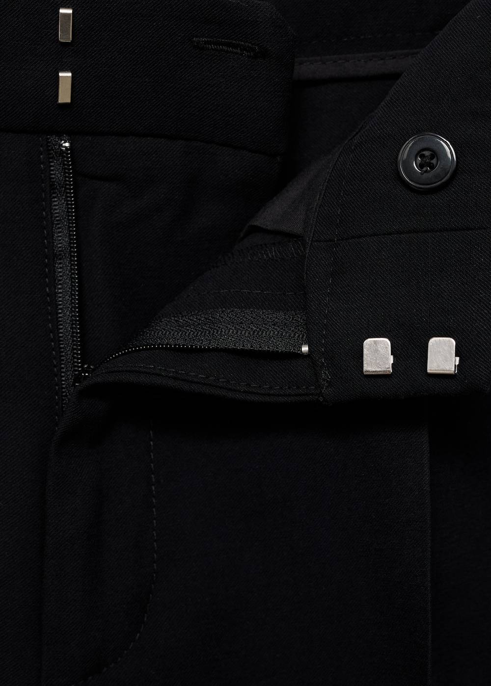 Mango Gerade Bundfaltenhose Nur noch ein Tag übrig