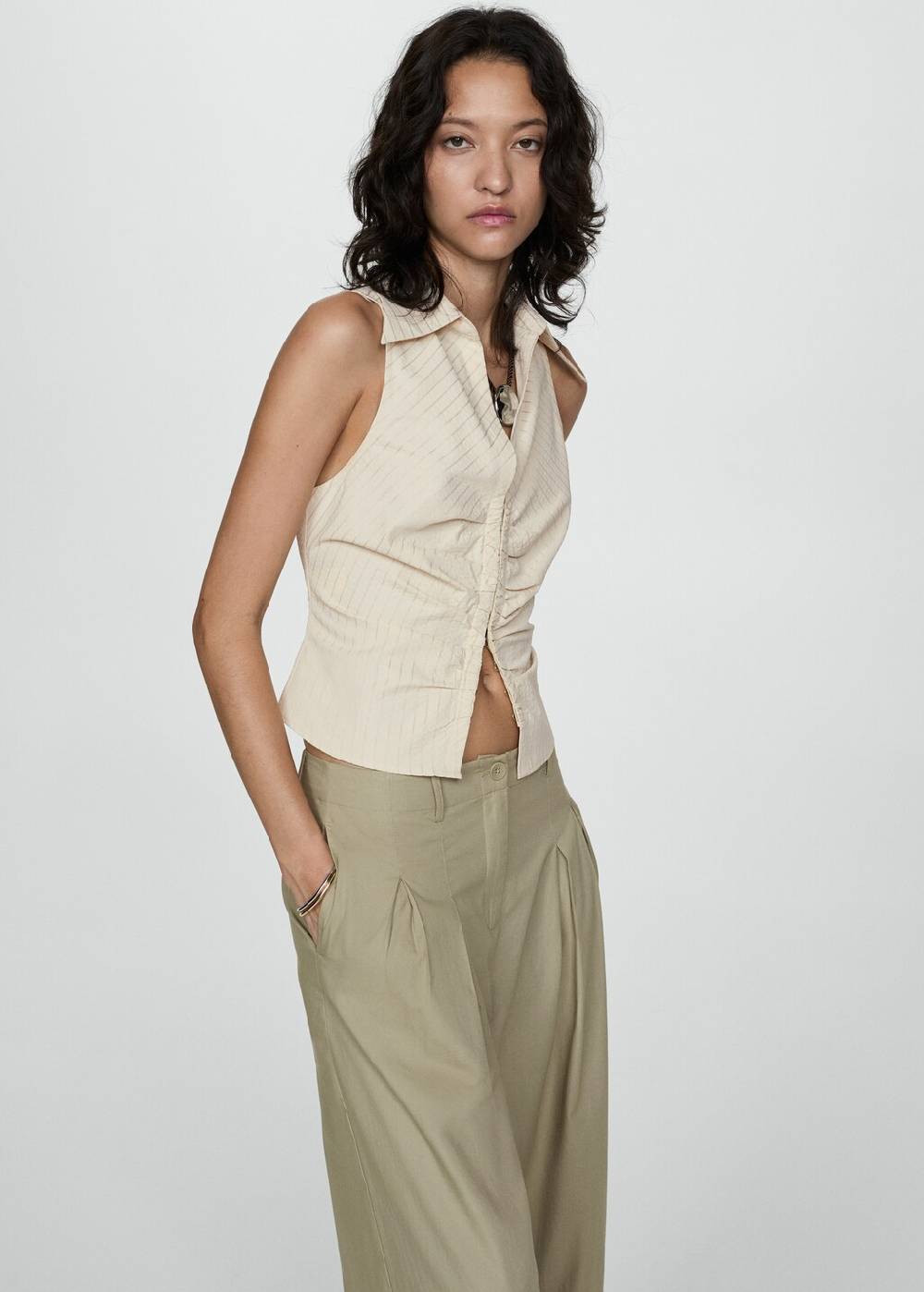 Mango Baumwollhose mit Bundfalten 50% Rabatt mit kostenlosem Versand