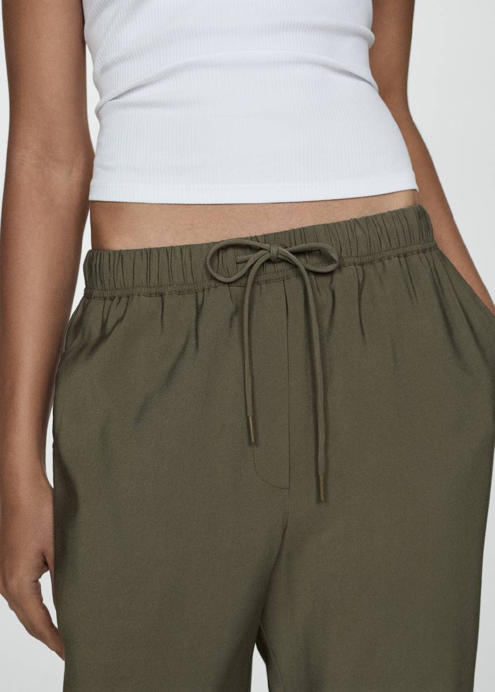 Mango Jogger Pants mit Kordel Black Friday Preise
