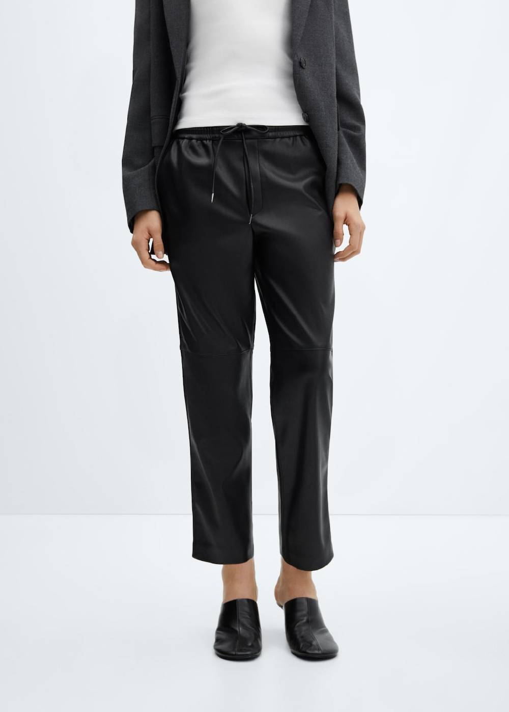 Mango Hose mit Stretchbund und Leder-Effekt Großer Ausverkauf