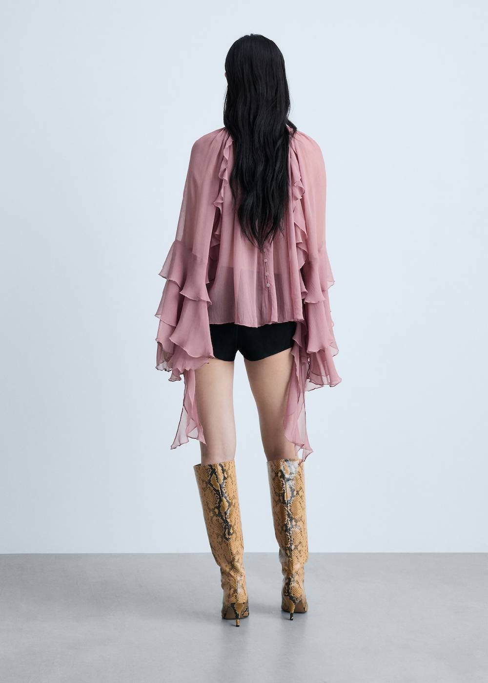 Mango Shorts mit Schlitz und Schleifen Cyber Monday