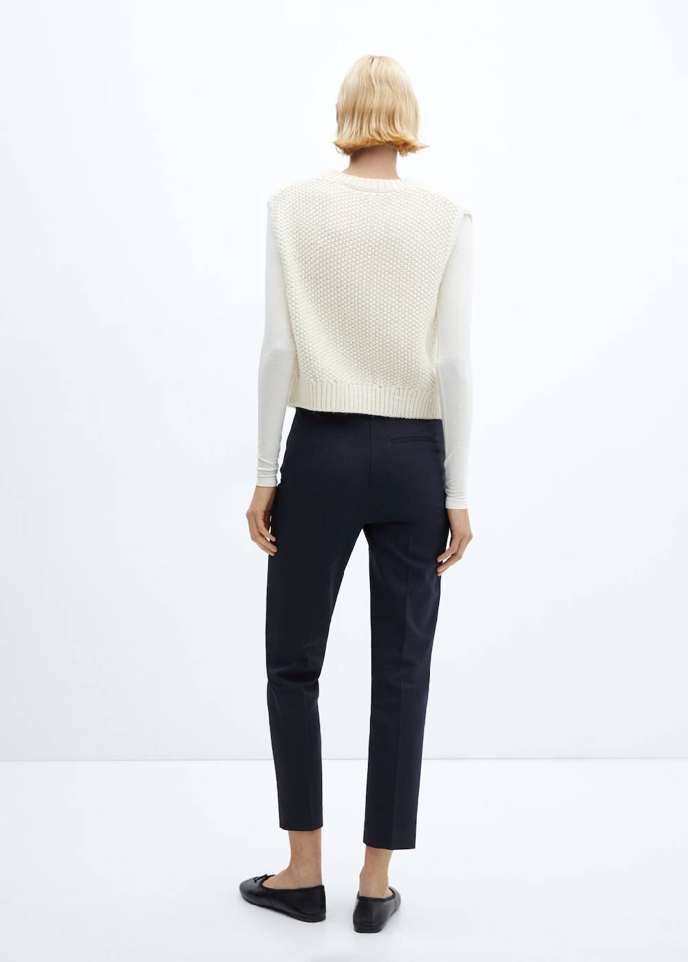 Mango Crop-Hose mit Knöpfen Online Outlet