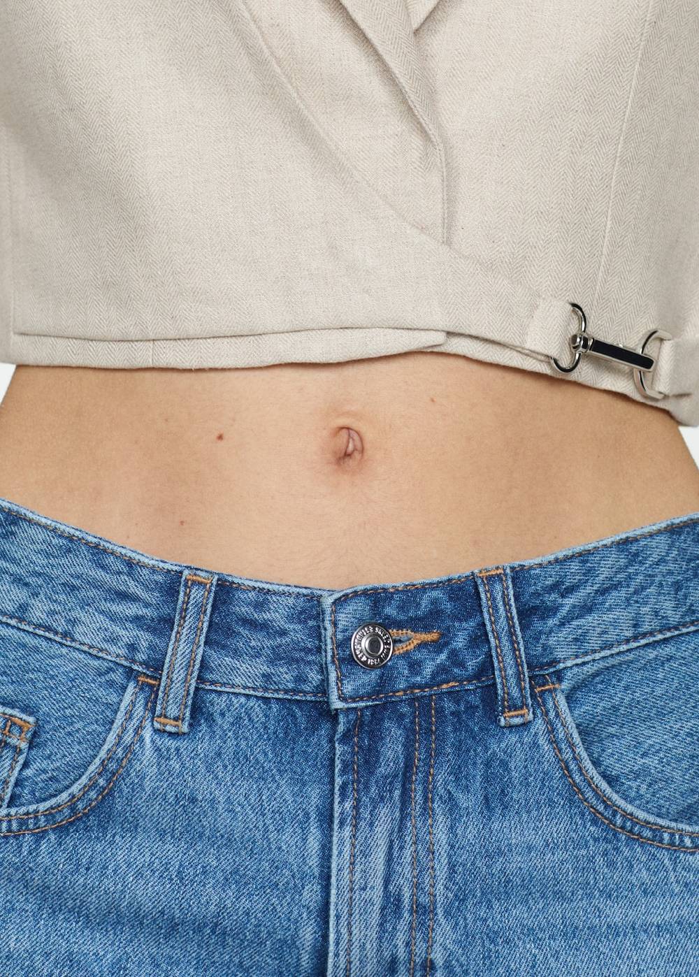Mango Gerade Jeans-Bermudashorts Wochenangebot