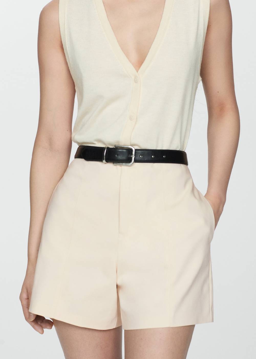 Mango Gerade Shorts mit hoher Taille Angebote