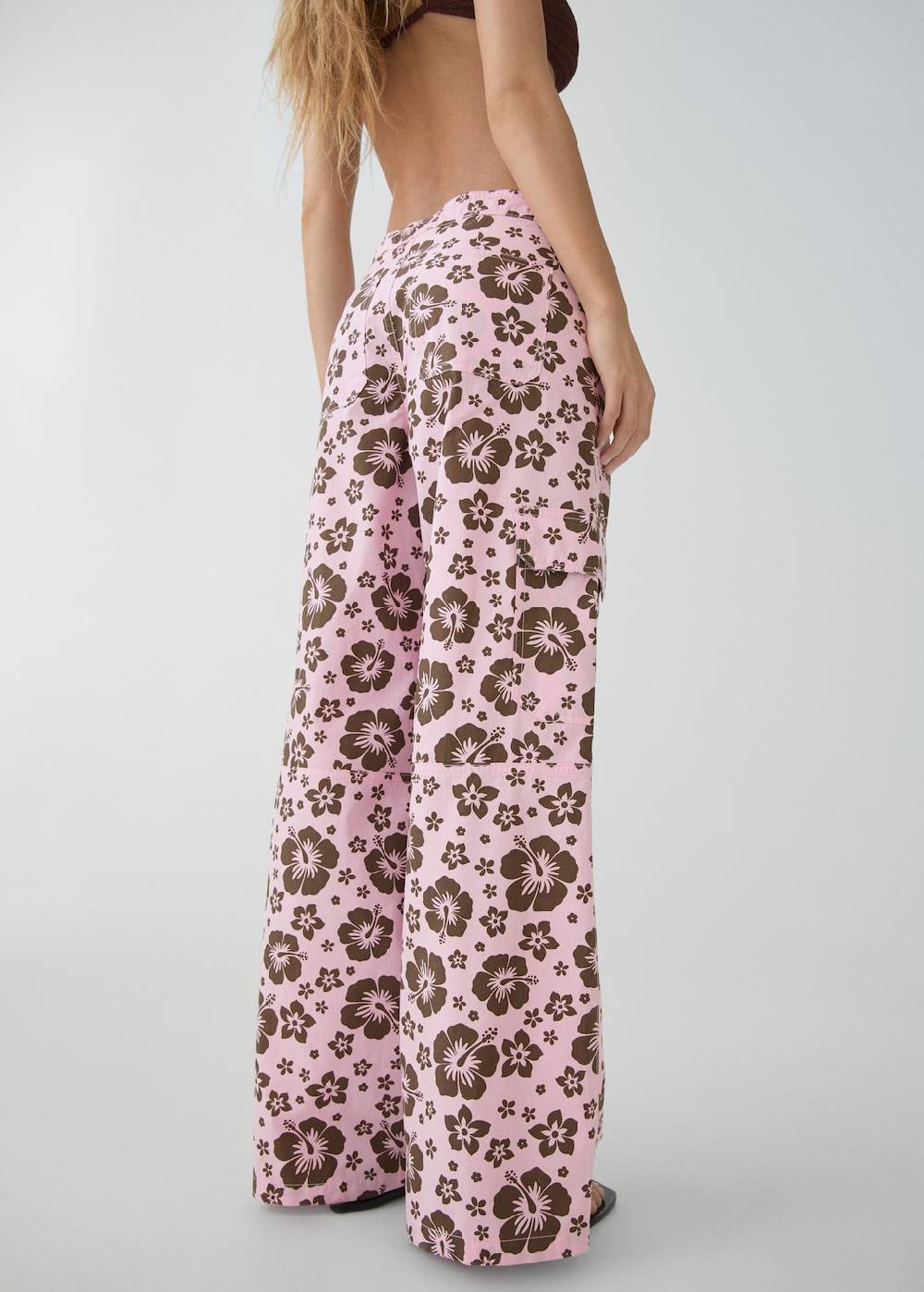 Mango Hose mit Blumenmuster Online Shopping