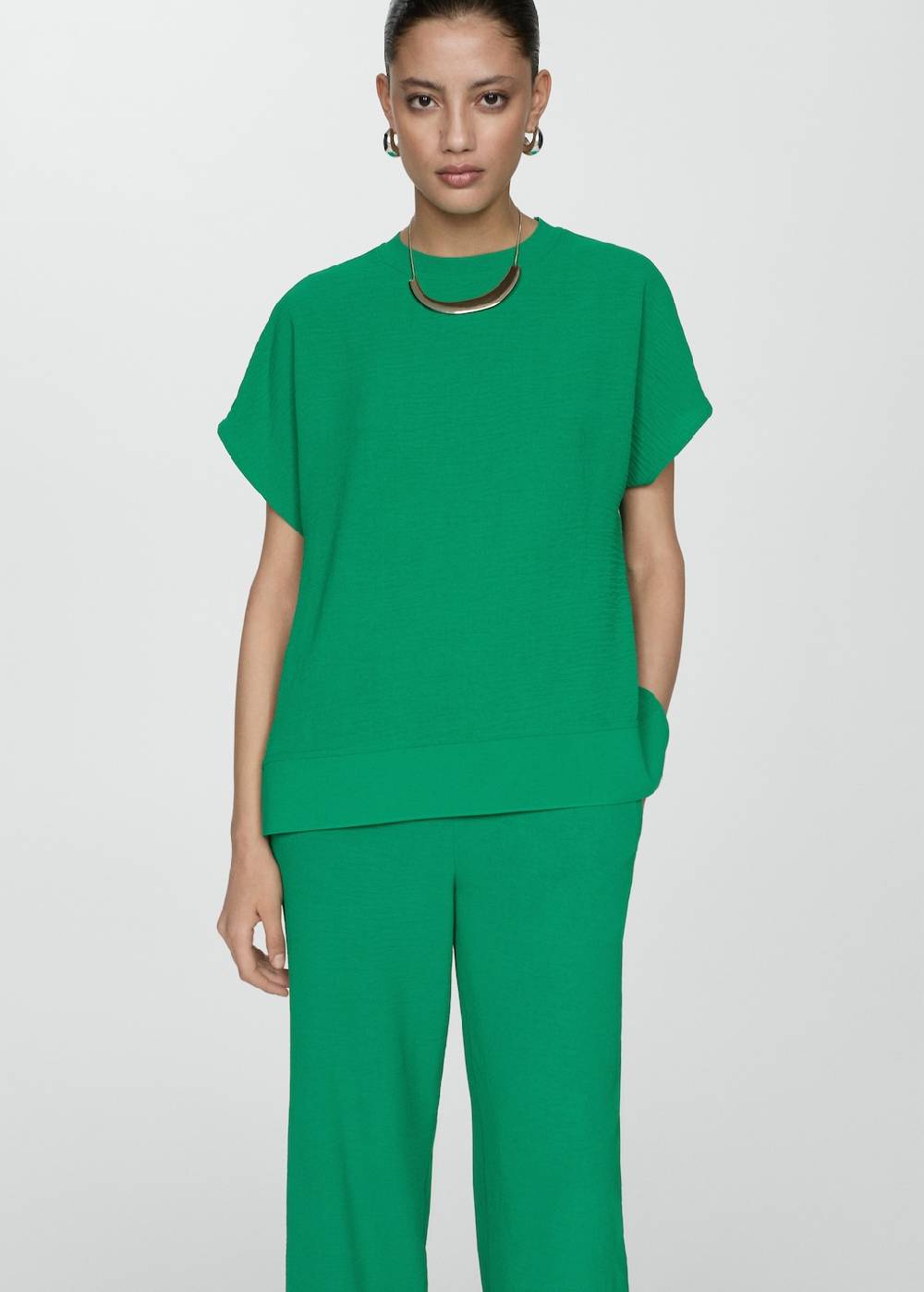 Mango Fließende Wideleg-Hose Preisnachlass