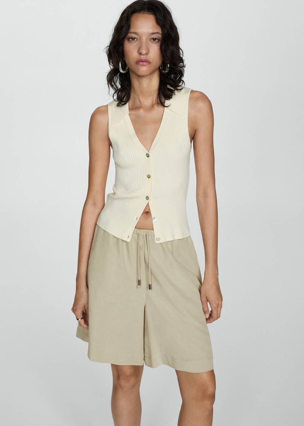 Mango Wideleg-Bermudashorts aus Lyocell Heißer Verkauf