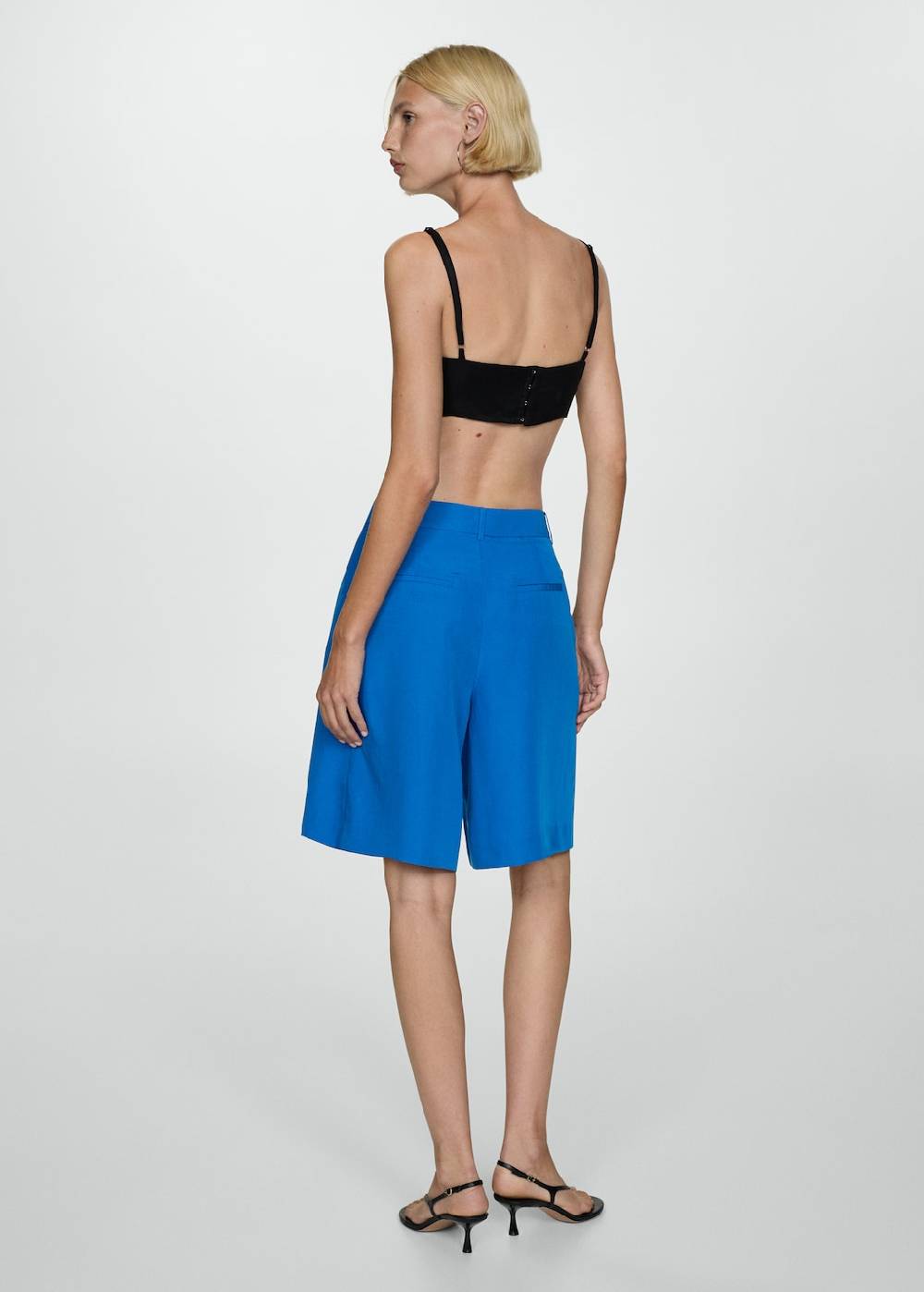 Mango Bermudashorts aus Lyocell mit Bundfalten Bis zu 50% Rabatt