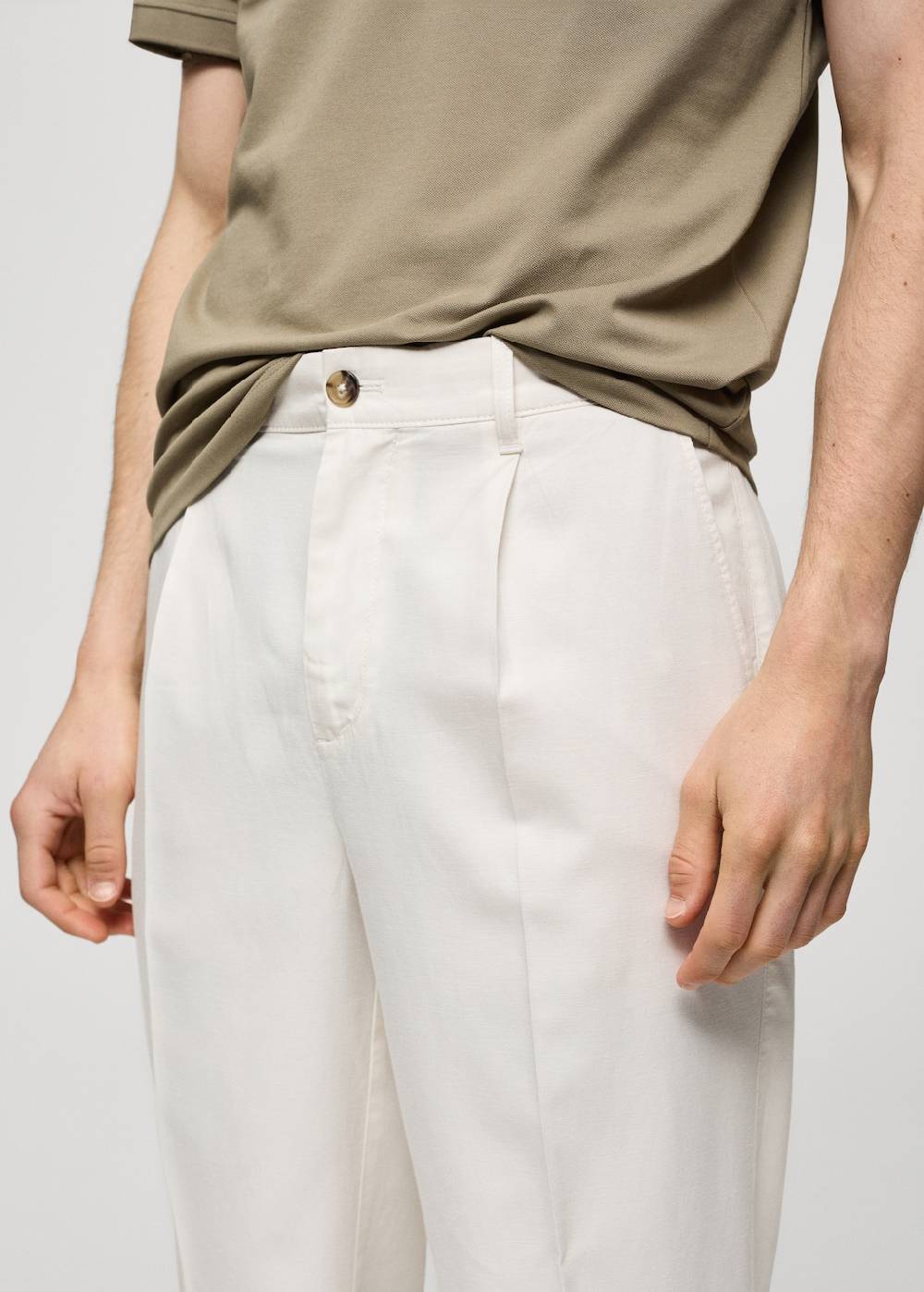 Mango Bundfaltenhose aus Lyocell mit Baumwolle JETZT KAUFEN