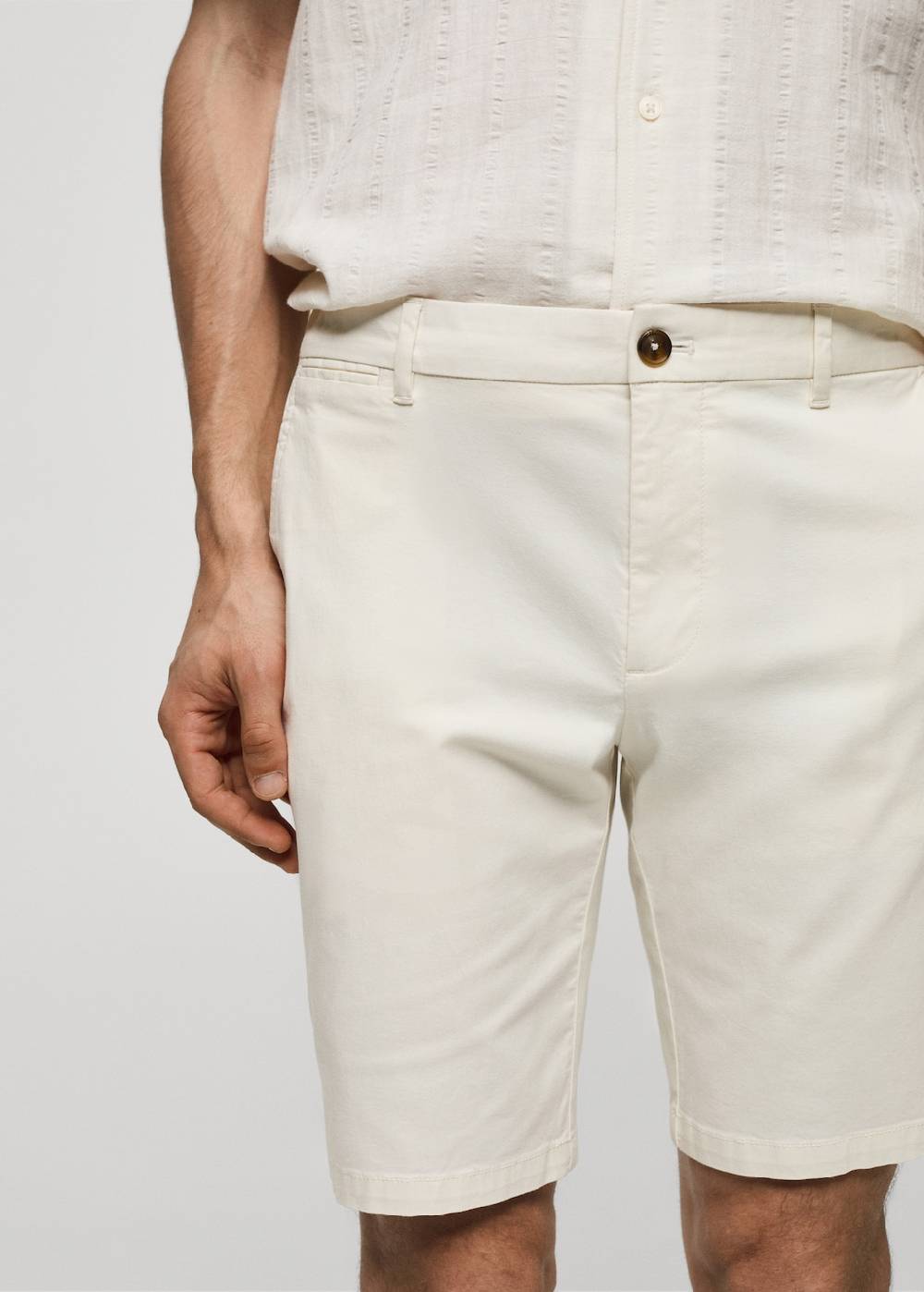 Mango Slim-Fit-Bermudashorts im Chino-Stil aus Baumwolle Kostenloser Versand international