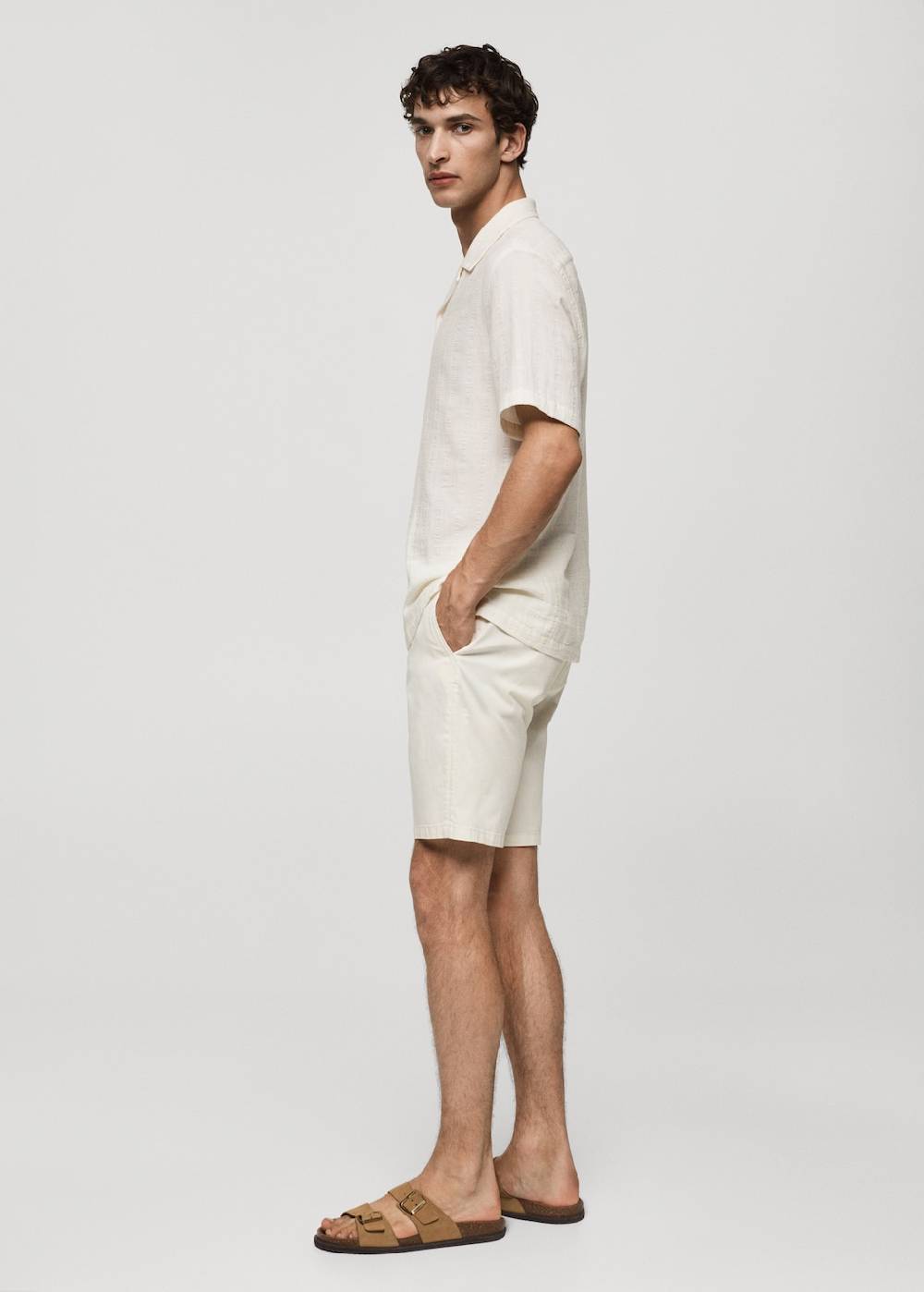 Mango Slim-Fit-Bermudashorts im Chino-Stil aus Baumwolle Kostenloser Versand international