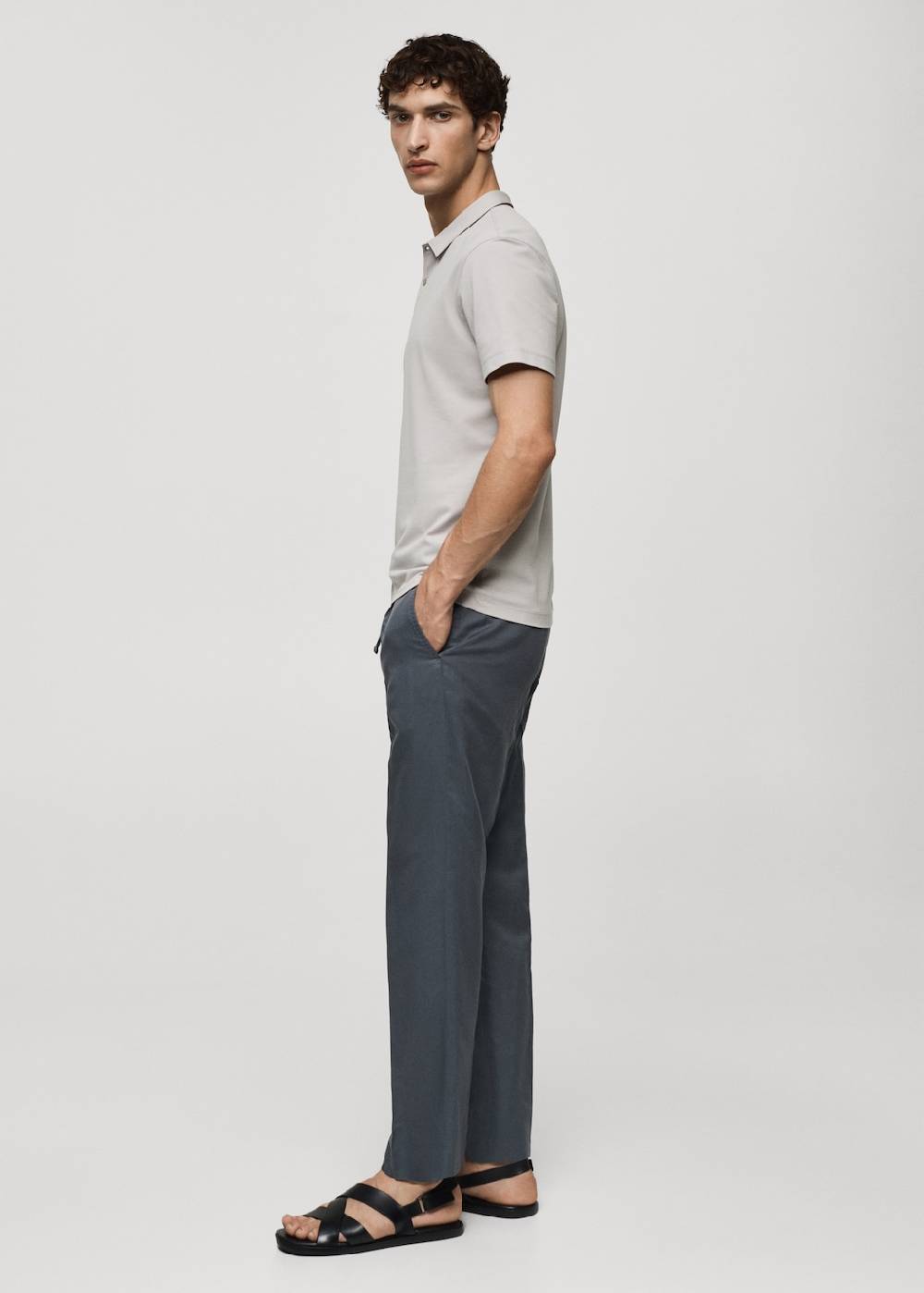 Mango Strukturiertes Slim-Fit-Poloshirt aus Baumwoll-Piqué Exklusivangebot