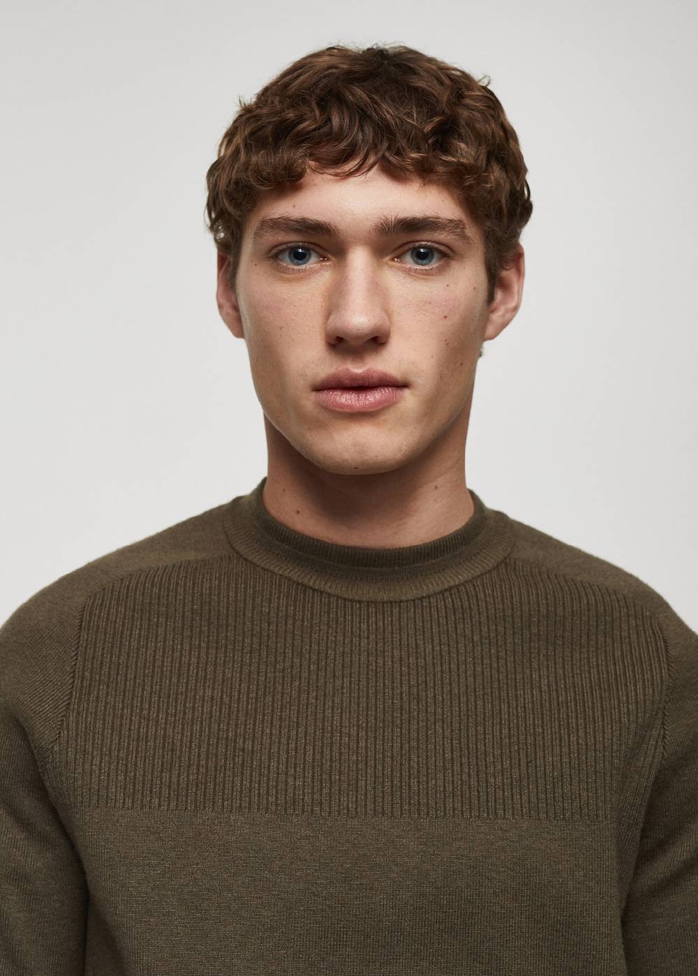 Mango Stretchpullover mit Rippdetail Black Friday