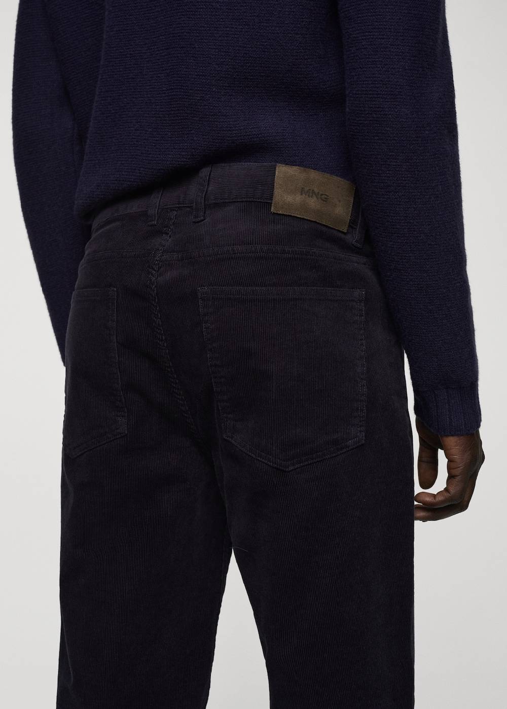Mango Slim Fit-Feincordhose Cyber Monday