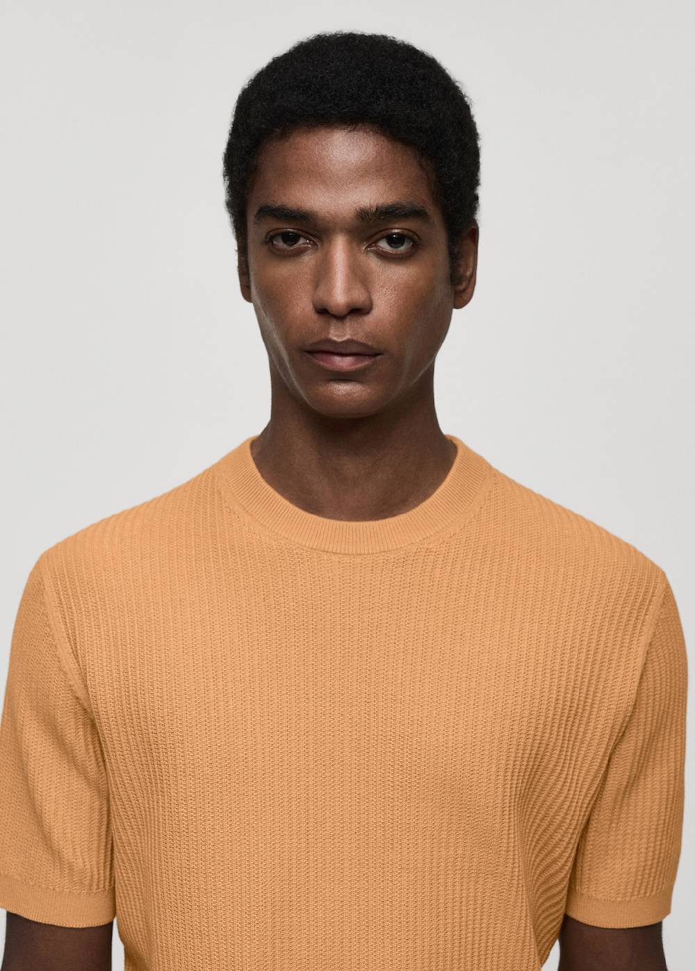 Mango Geripptes Strick-T-Shirt Neueste Mode