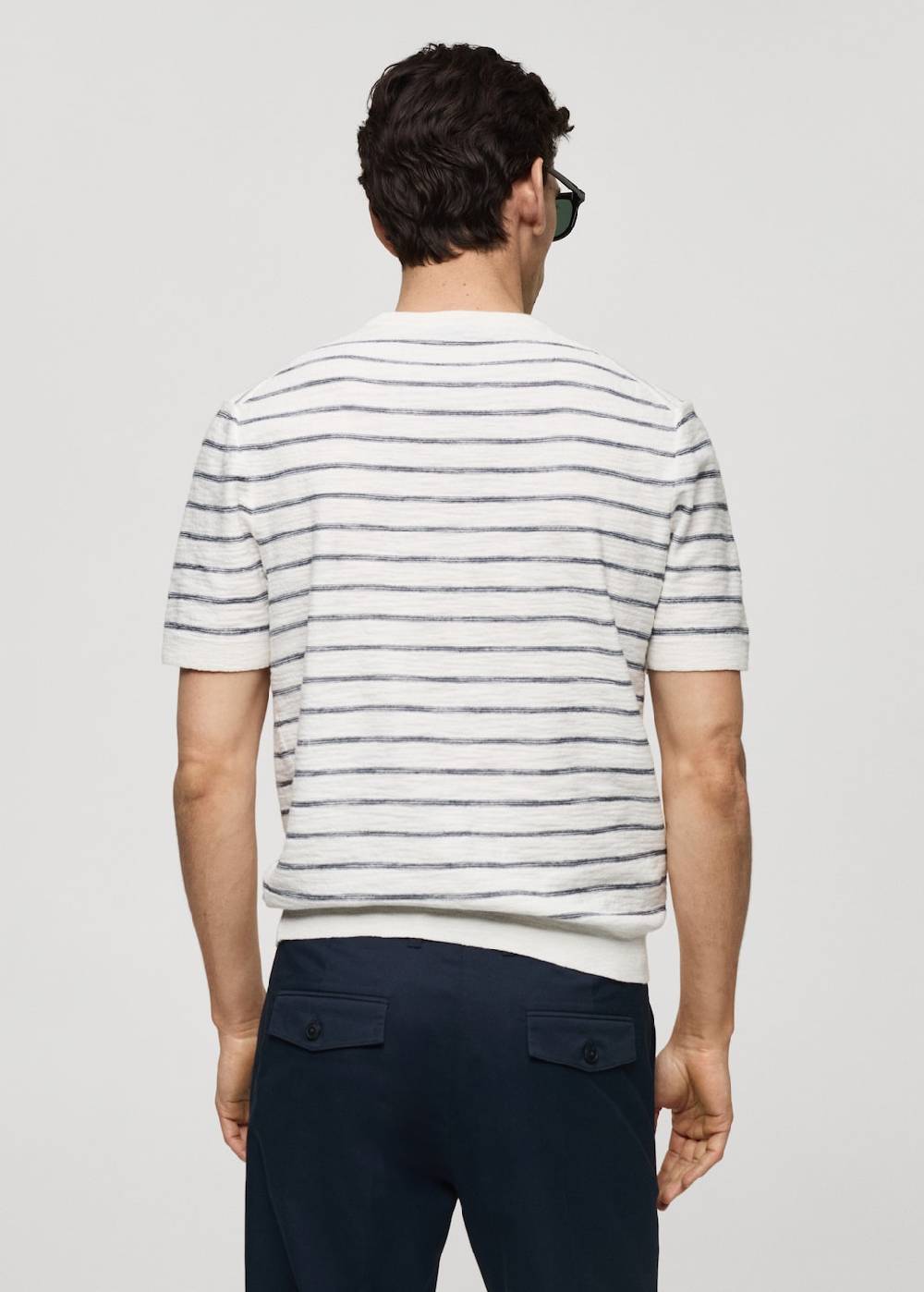 Mango Gestreiftes T-Shirt aus Baumwollstrick Wochenangebot