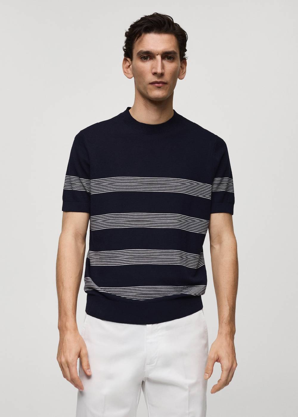 Mango Gestreiftes Strick-T-Shirt aus Baumwolle mit Modal