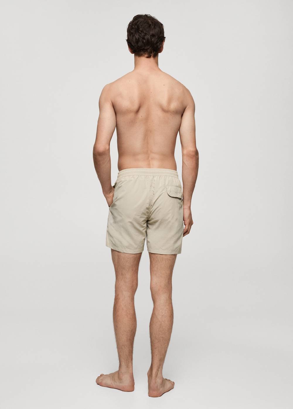 Mango Einfarbige Badeshorts mit Kordelzug Speichern exportieren