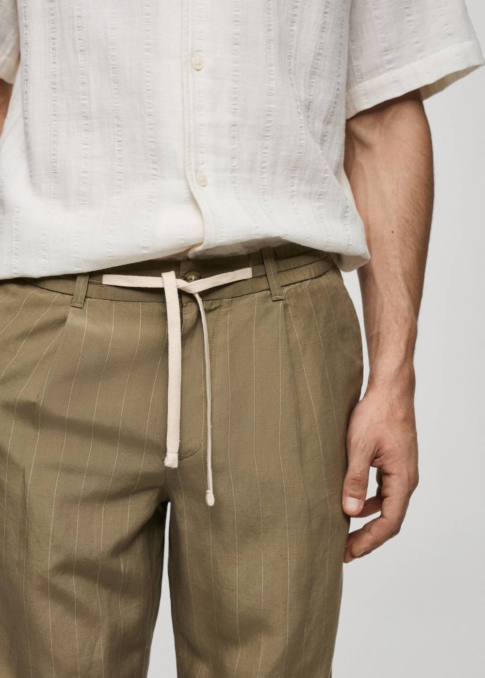 Mango Gestreifte Hose aus Leinengemisch mit Kordelzug Sonderangebot