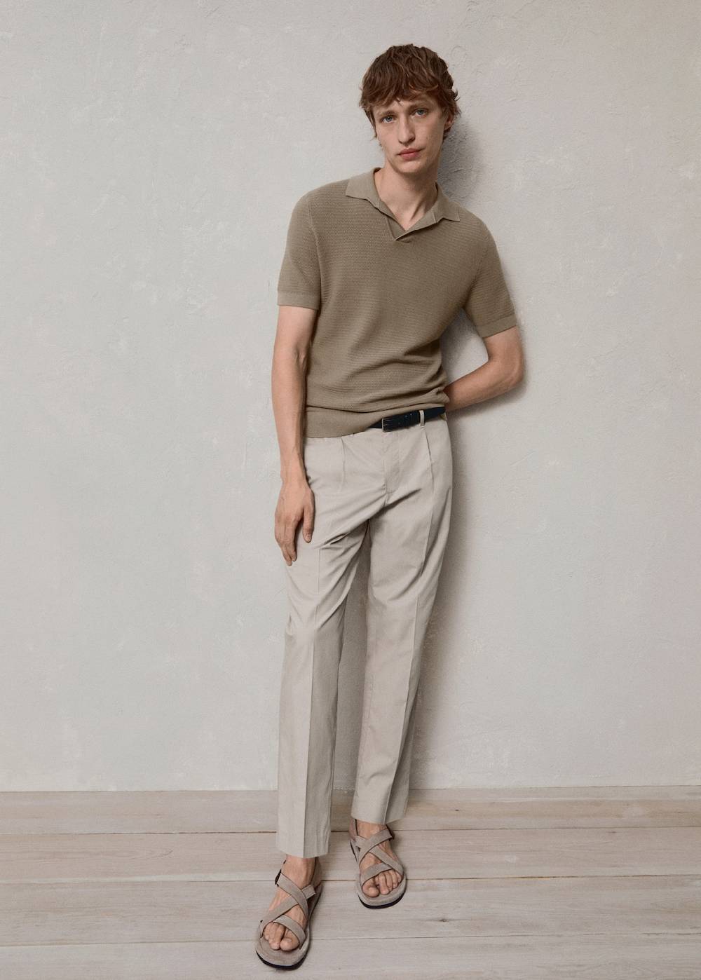 Mango Slim-Fit-Bundfaltenhose aus Lyocell Vatertagsangebot