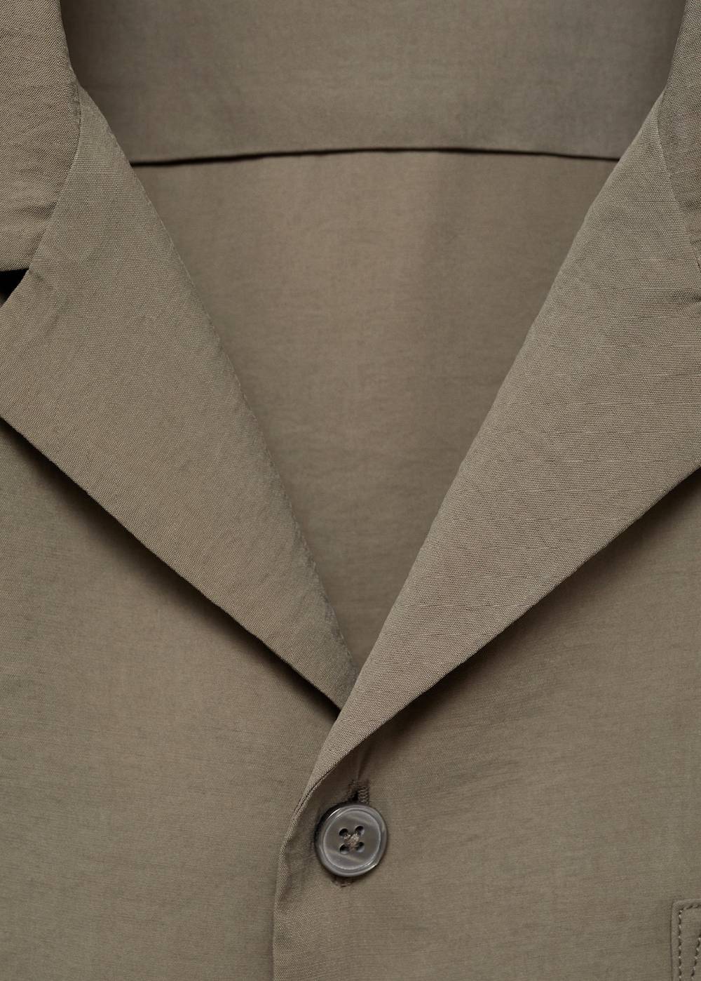 Mango Regular-Fit-Hemd aus Baumwolle und Modal Letzter Tag
