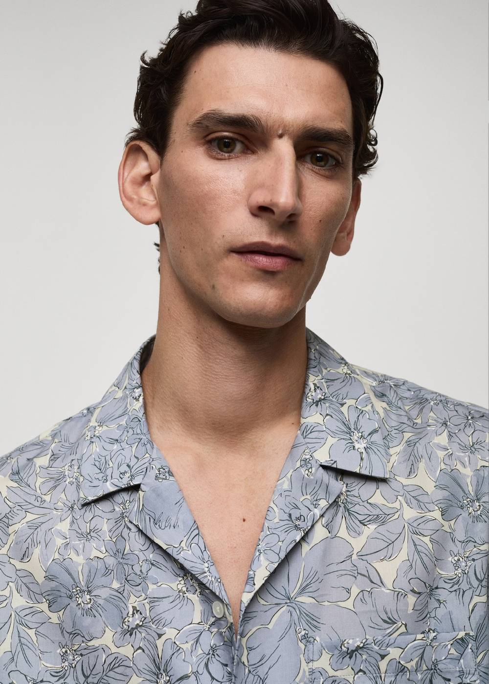 Mango Hemd aus 100 % Baumwolle mit Blumenprint Versandkostenfrei