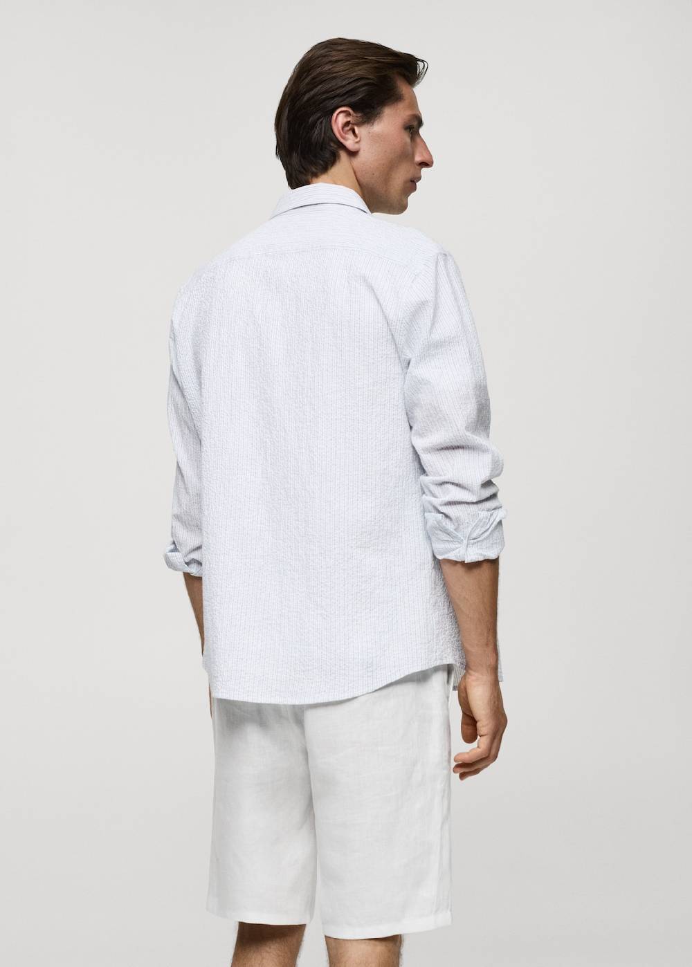 Mango Gestreiftes Regular-Fit-Hemd aus Seersucker-Baumwolle Riesige Rabatte