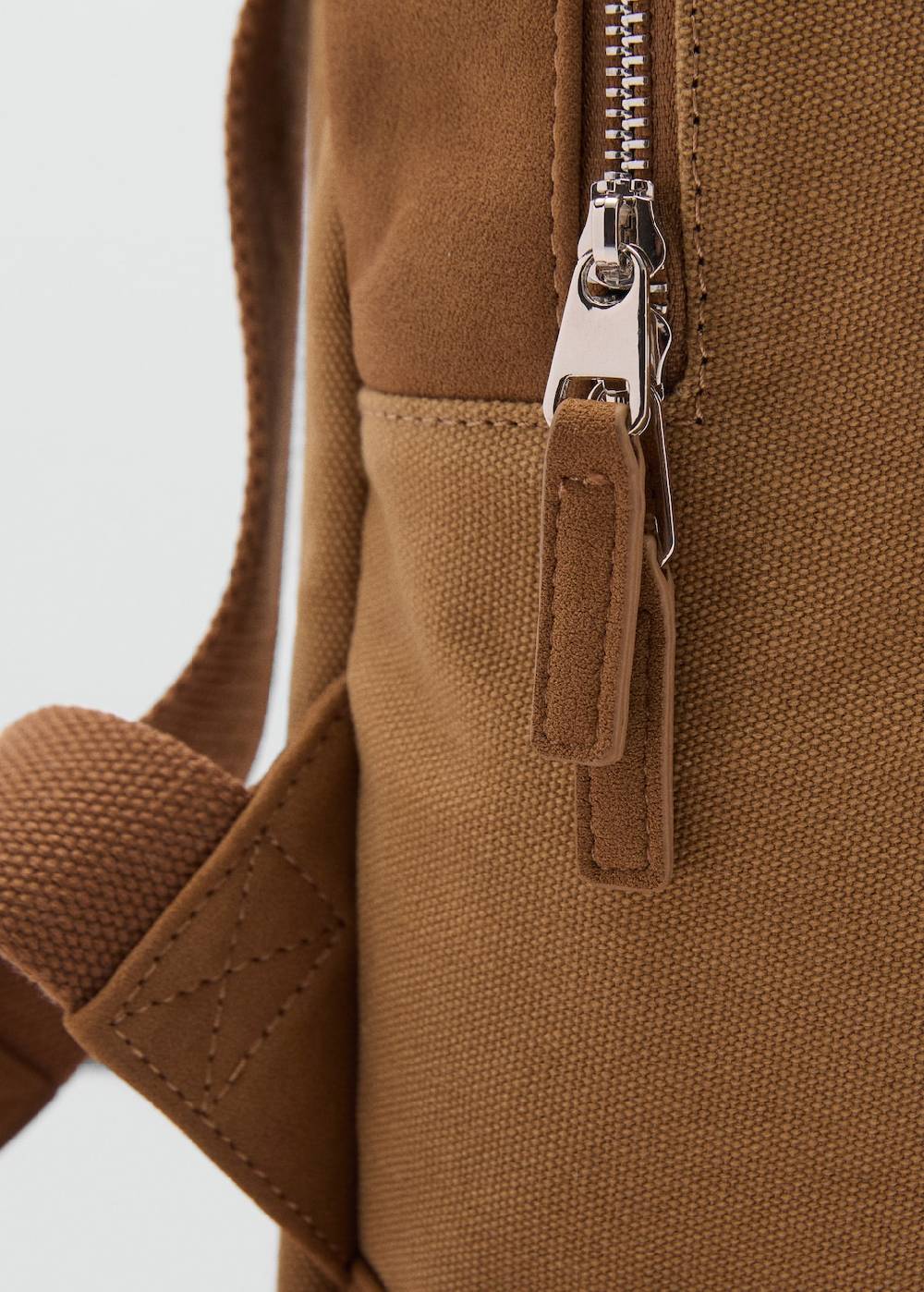 Mango Kombinierter Canvas-Rucksack Limitierter Zeitrabatt