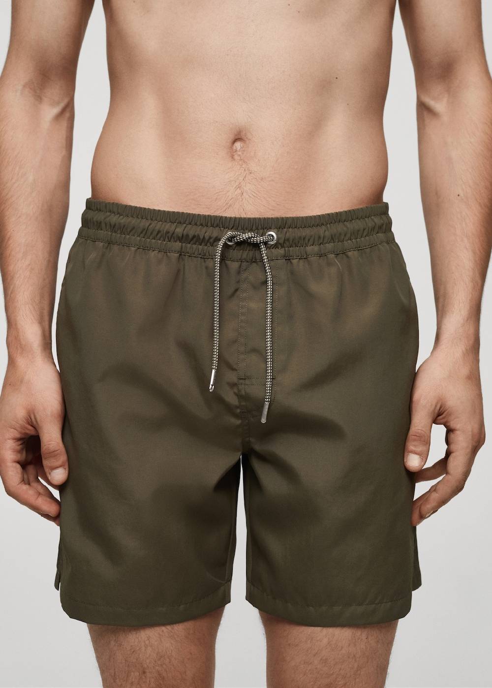Mango Einfarbige Badeshorts mit Kordelzug Großer Ausverkauf