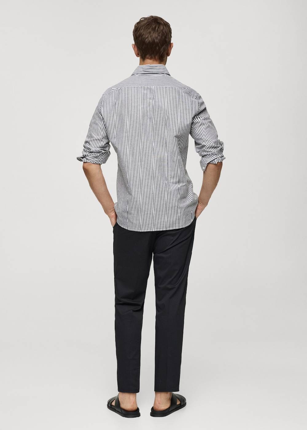 Mango Gestreiftes Regular-Fit-Hemd aus Leinen mit Baumwolle Jubiläumsangebot