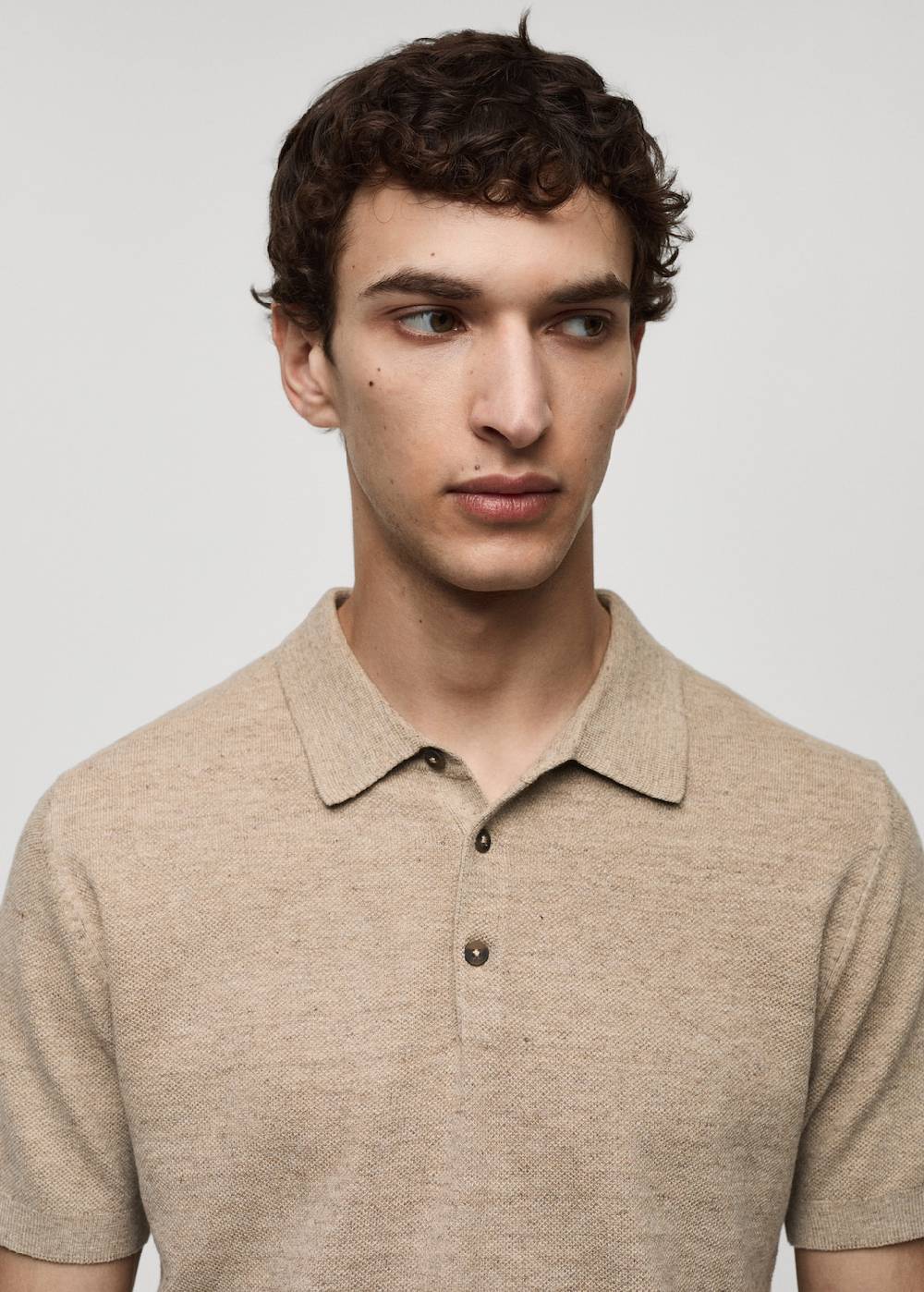 Mango Kurzärmliges Strick-Poloshirt Lagerräumung