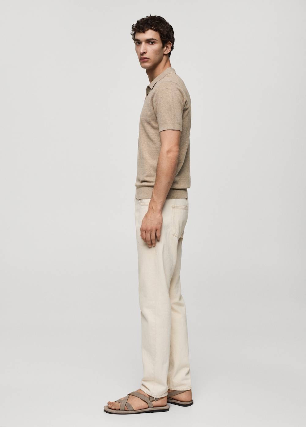 Mango Kurzärmliges Strick-Poloshirt Lagerräumung