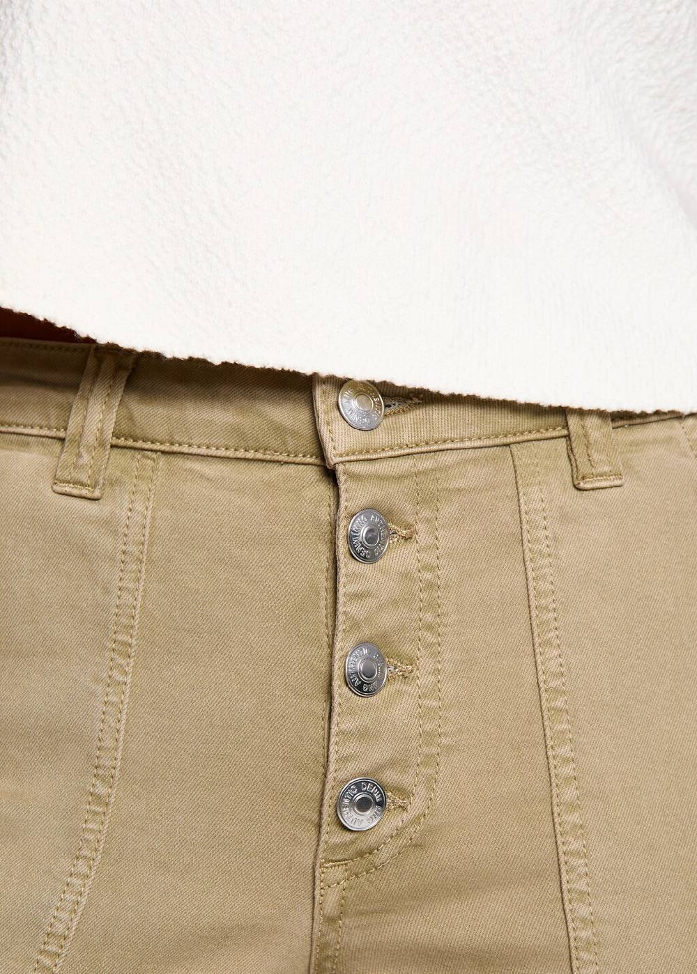 Mango Gerade Jeans mit Knöpfen Begrenzt auf 3 Tage