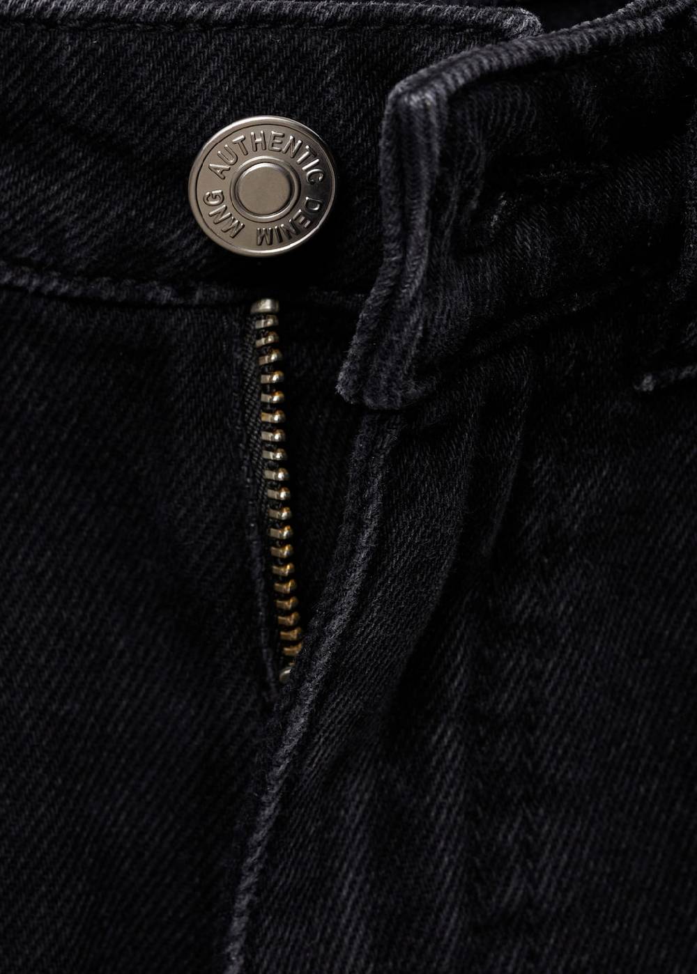 Mango Jeansshorts mit ausgefranstem Saum zollfrei