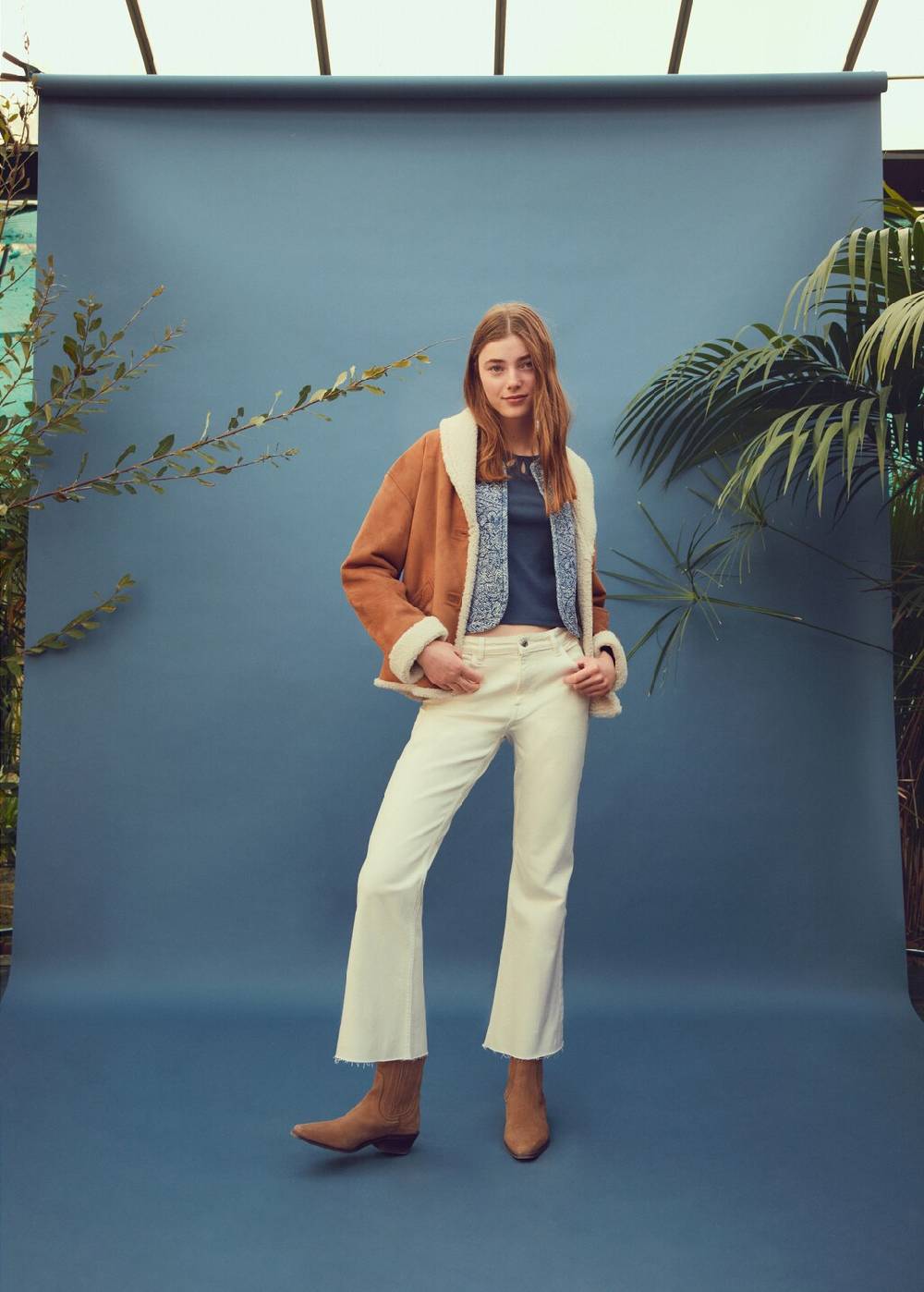Mango Kurze Flared-Jeans 2025